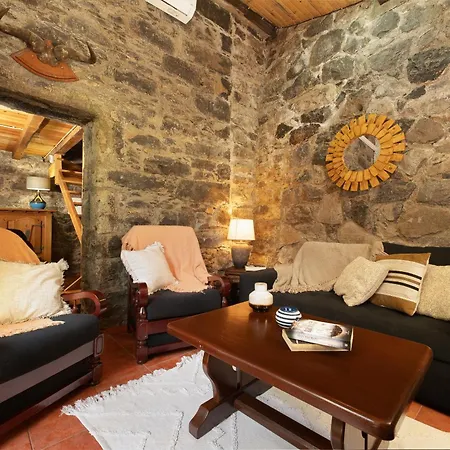 King Shelter By Madeira Sun Travel