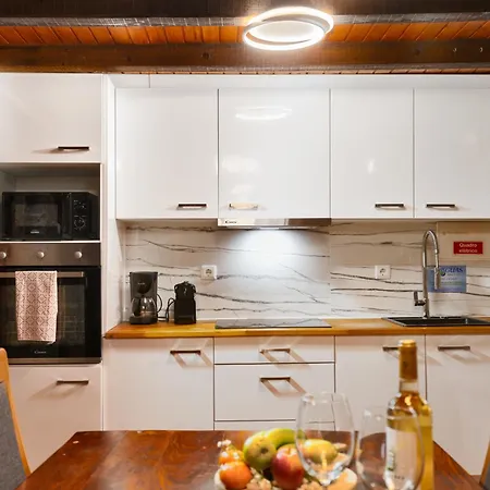 King Shelter By Homie Porto Moniz